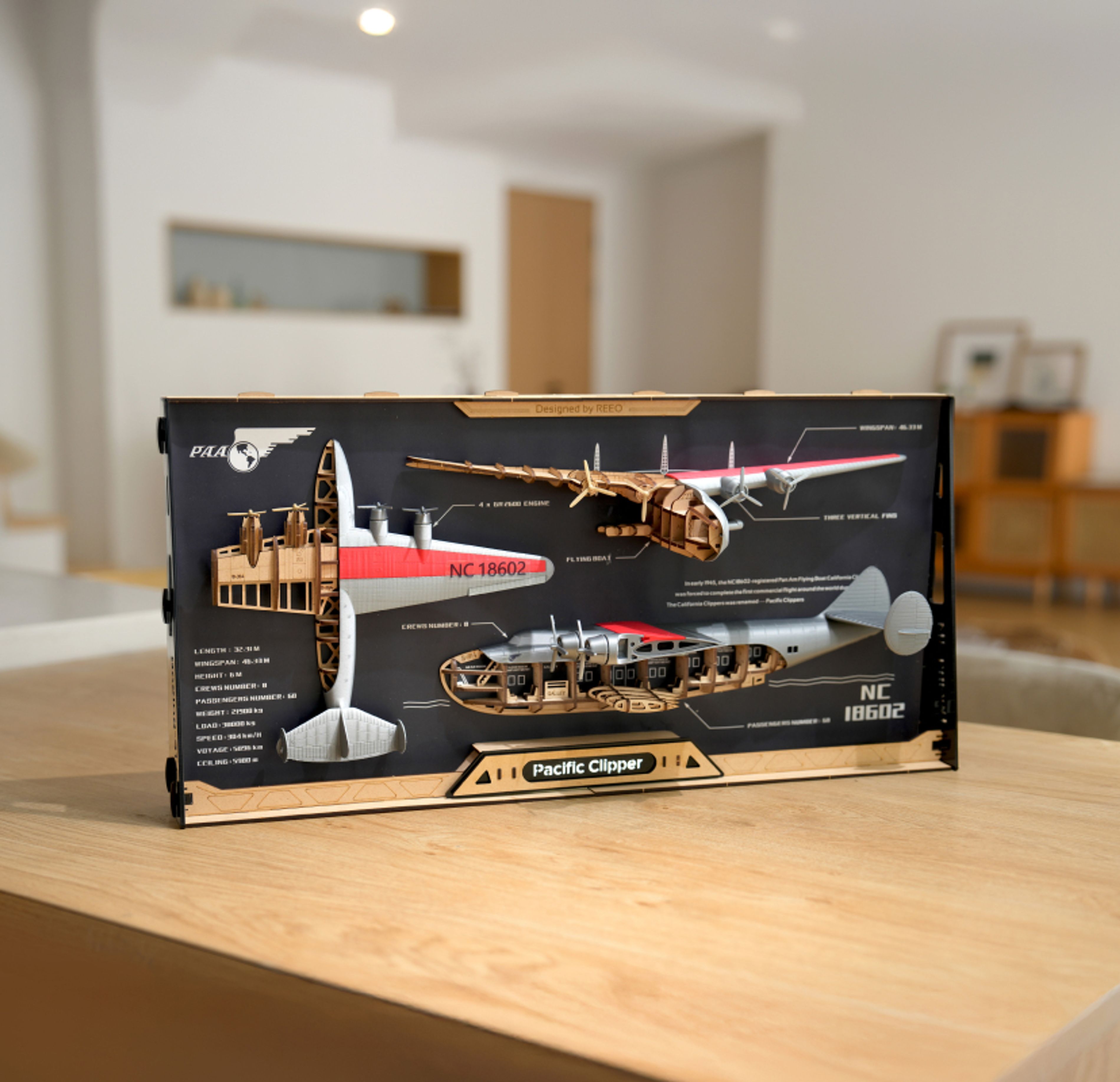 https://store.bblcdn.com/s2/default/f81f6e865b574e37aca2b072bb480f1e/name_flying_model_PC.jpg
