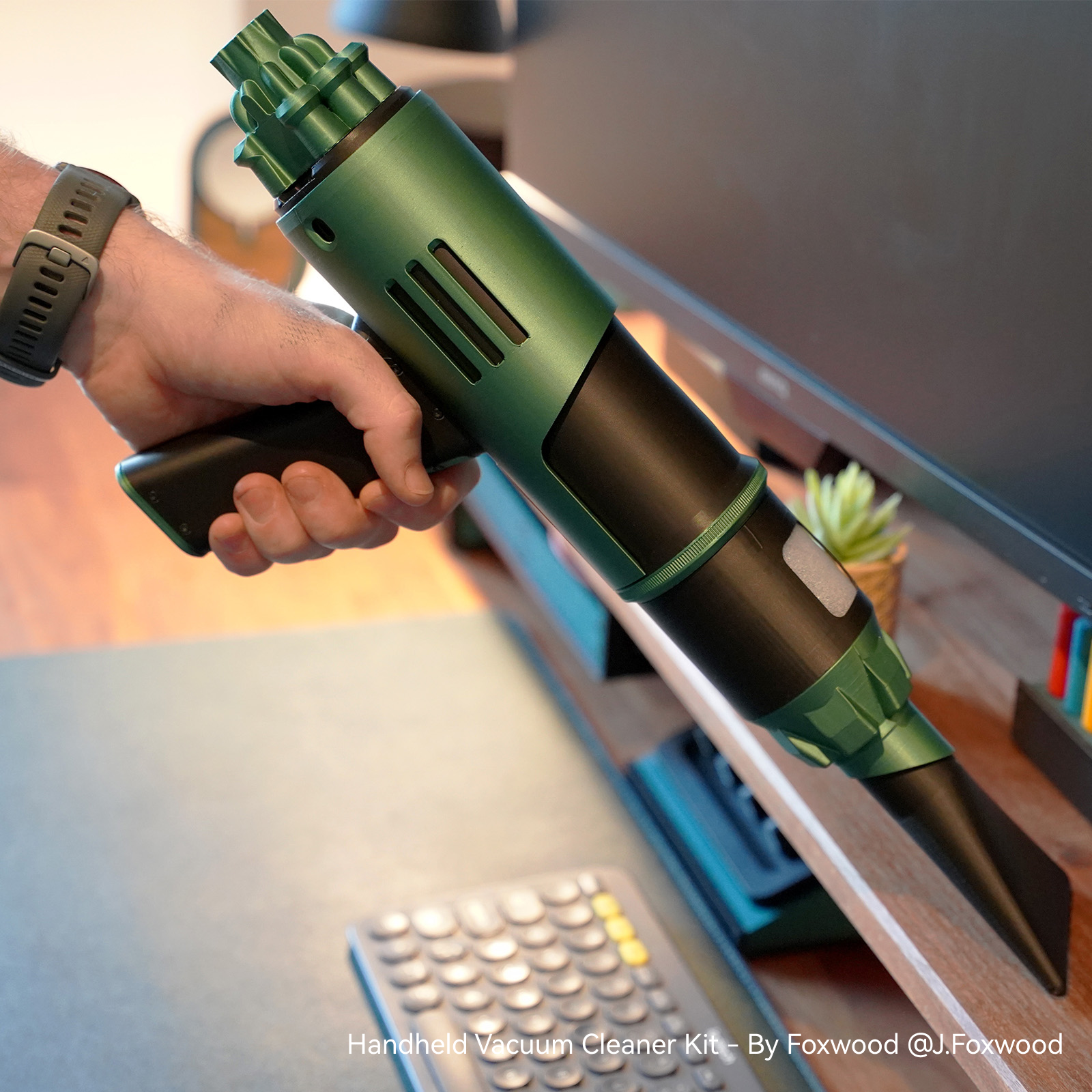 Handheld Vacuum Cleaner Kit | Bambu Lab UK Store