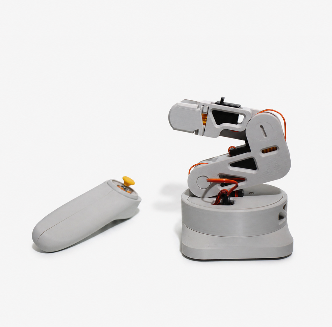 ロボコム ROBOCOM ラジオコントロール ハイテクロボット L-ONE Desktop Robotic Arm - CyberBrick RC | Bambu Lab US Store